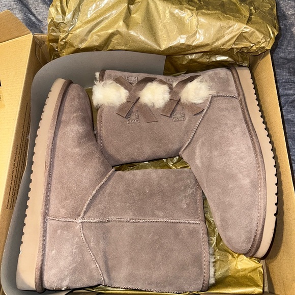 Koolaburra by Ugg Boots - Picture 2 of 4